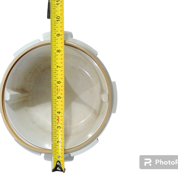 Betty Crocker Tender Cooker for the Microwave - Picture 8 of 8